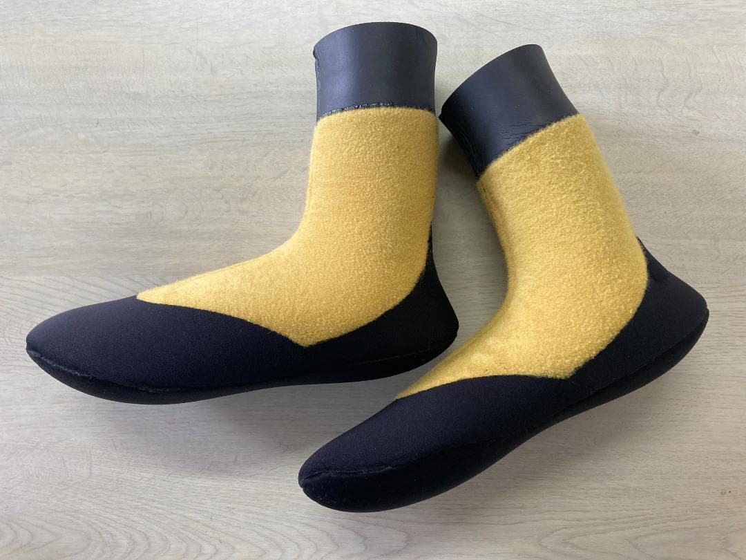 MAGIC  HYB SOX 5mm L サーフソックス BEWET