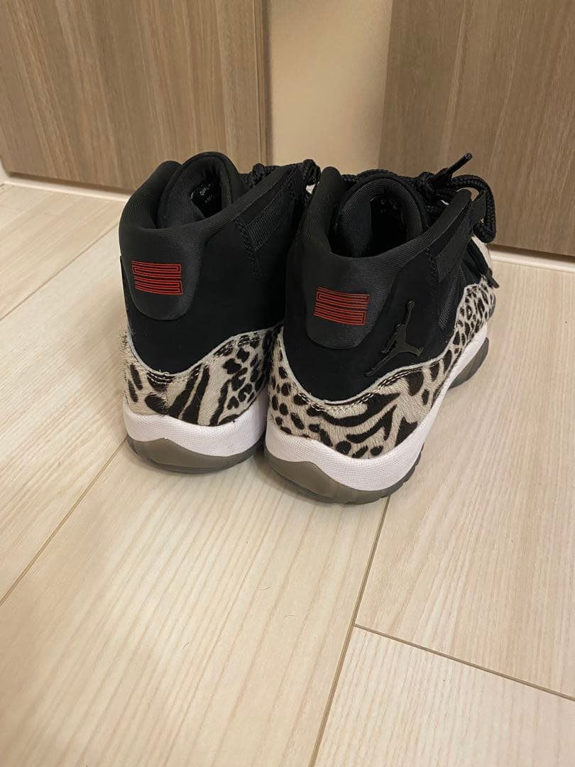 エアジョーダン11アニマル レオパード柄ハイカットスニーカー
