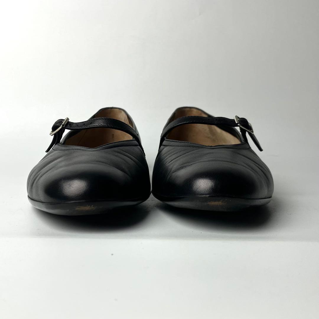 【美品】フェラガモ　Vカットフラットシューズ　Audrey ナッパレザー24.5