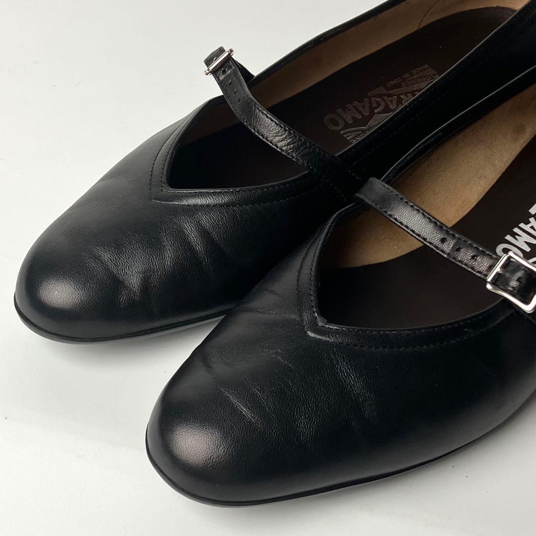 【美品】フェラガモ　Vカットフラットシューズ　Audrey ナッパレザー24.5