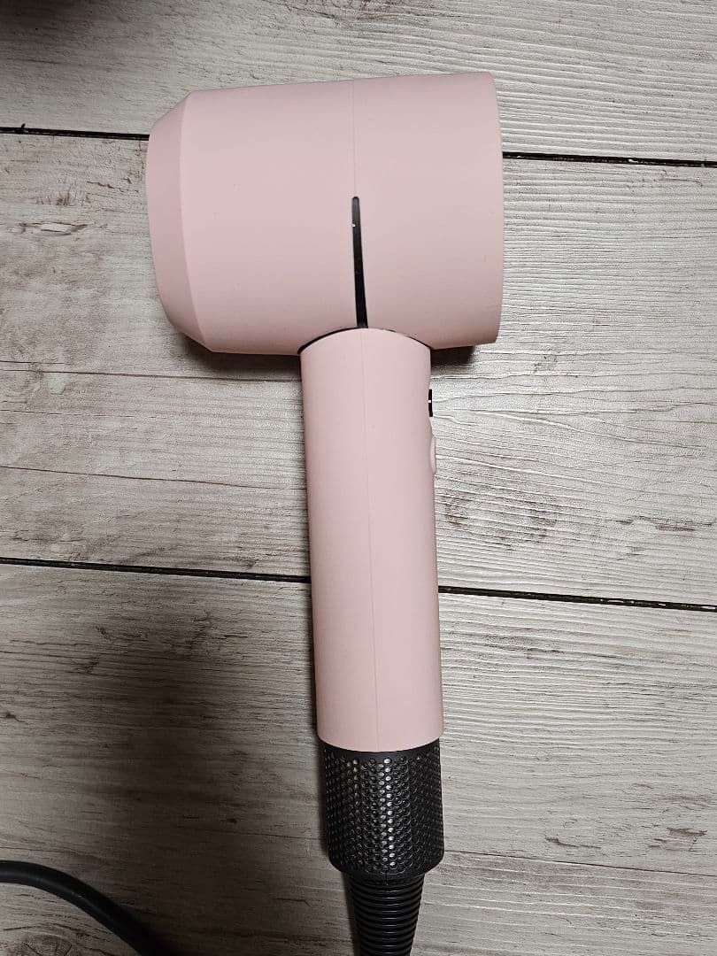 数量限定　新品シリコンカバー付　ダイソン　メンテナンス済み　Dyson hd08