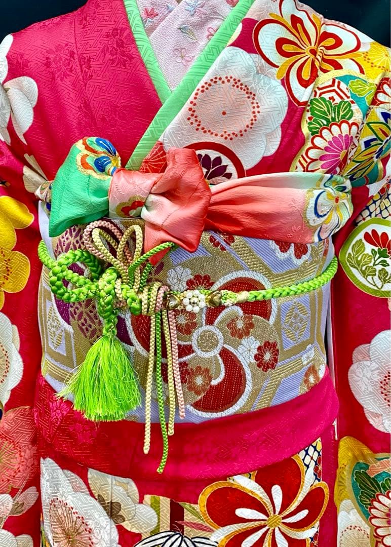 格安　安心の20点全て揃った ワンランク上の正絹振袖フルセット　金彩　刺繍