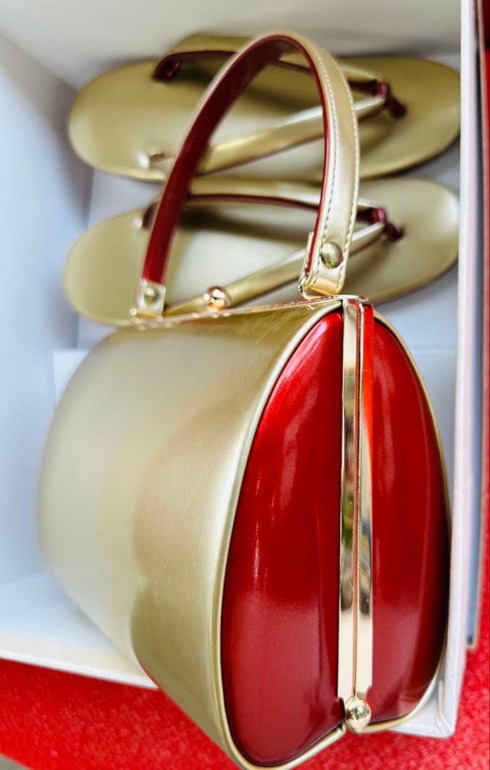 格安　安心の20点全て揃った ワンランク上の正絹振袖フルセット　金彩　刺繍