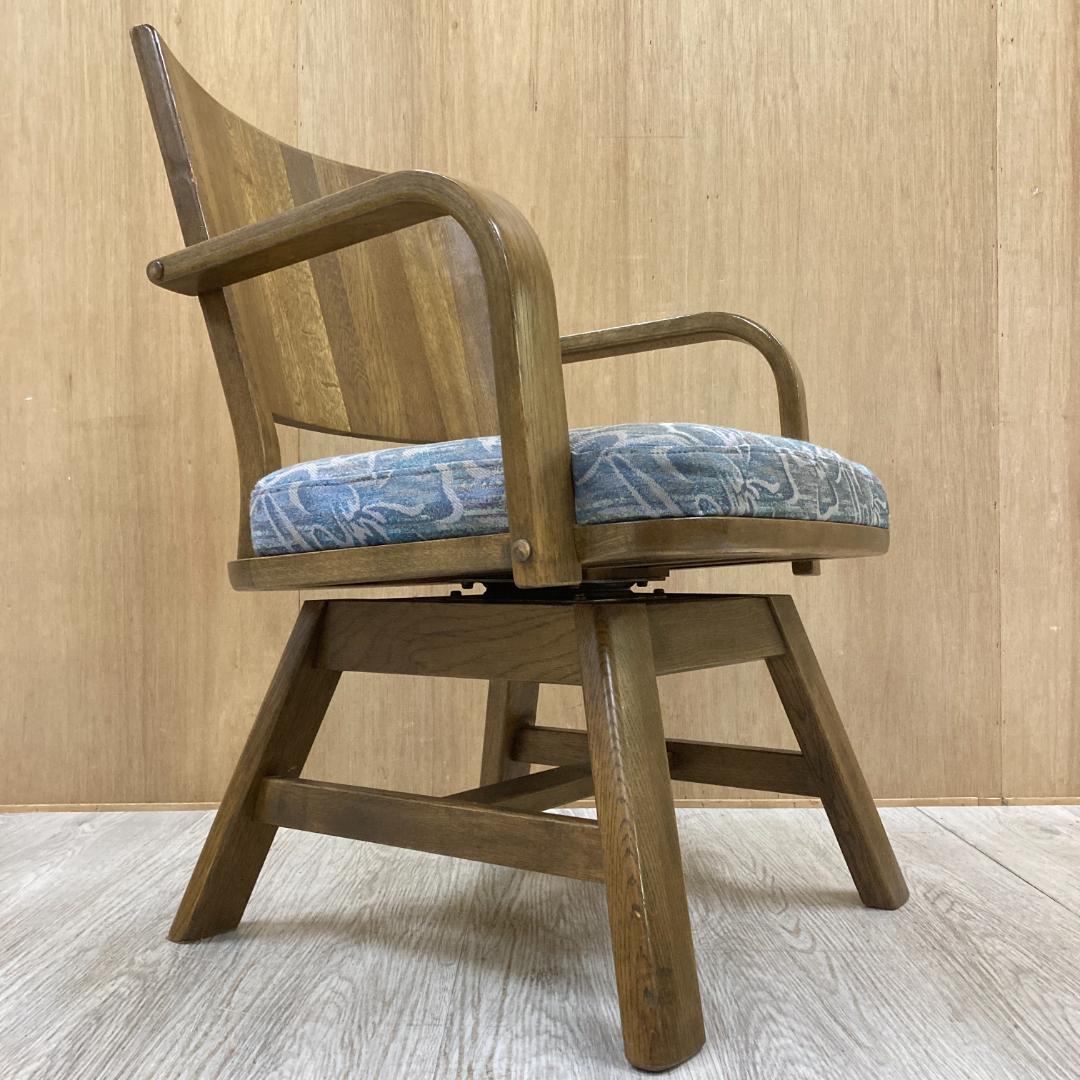 【カリモク】回転式　アームチェア　椅子　ダイニングチェア　A