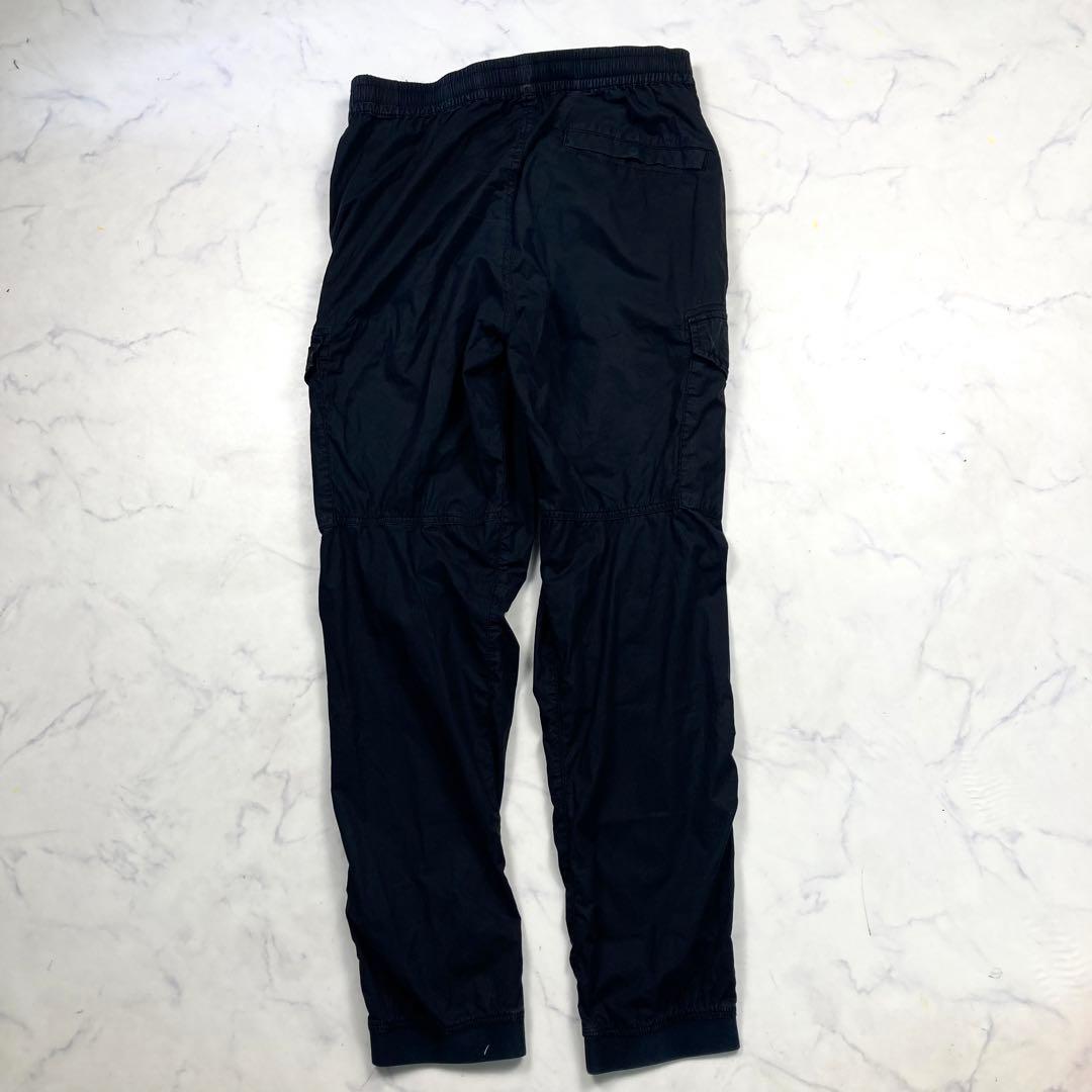 ストーンアイランド コットンポプリン シャーリング テーパード カーゴパンツ