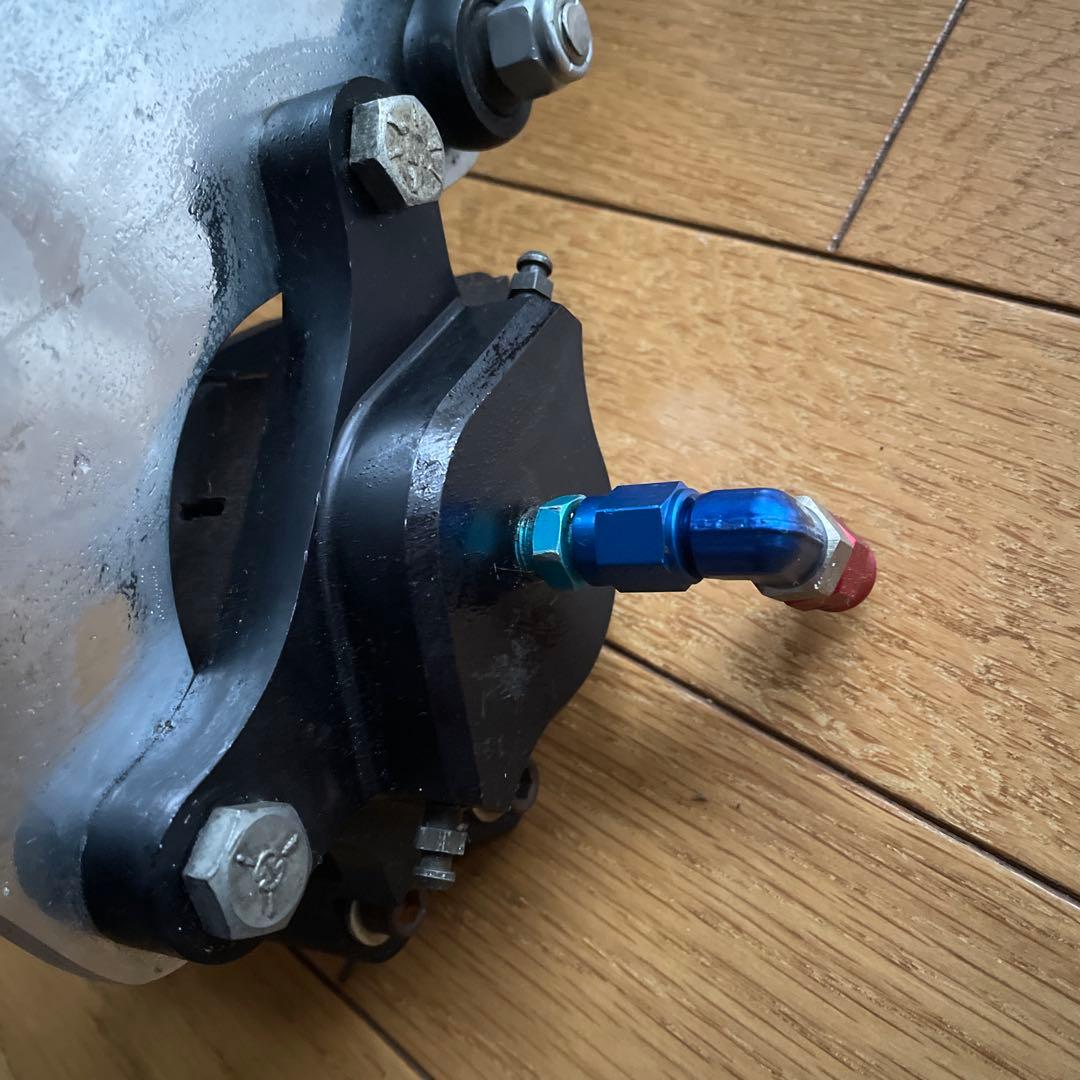 kirin wilwood ブレーキキャリパーとマウントセット