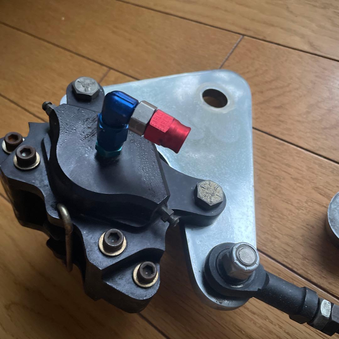 kirin wilwood ブレーキキャリパーとマウントセット