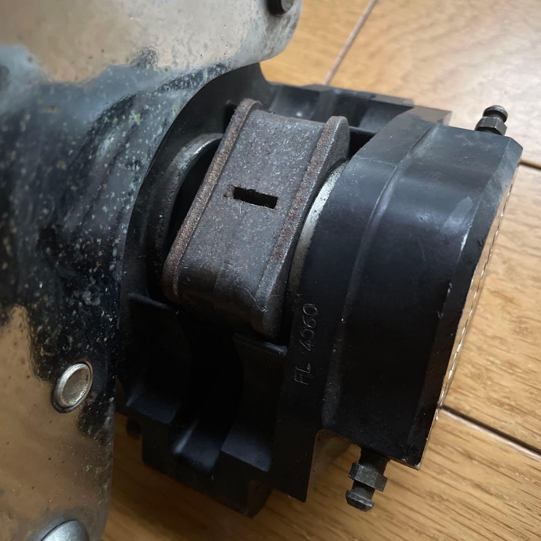 kirin wilwood ブレーキキャリパーとマウントセット