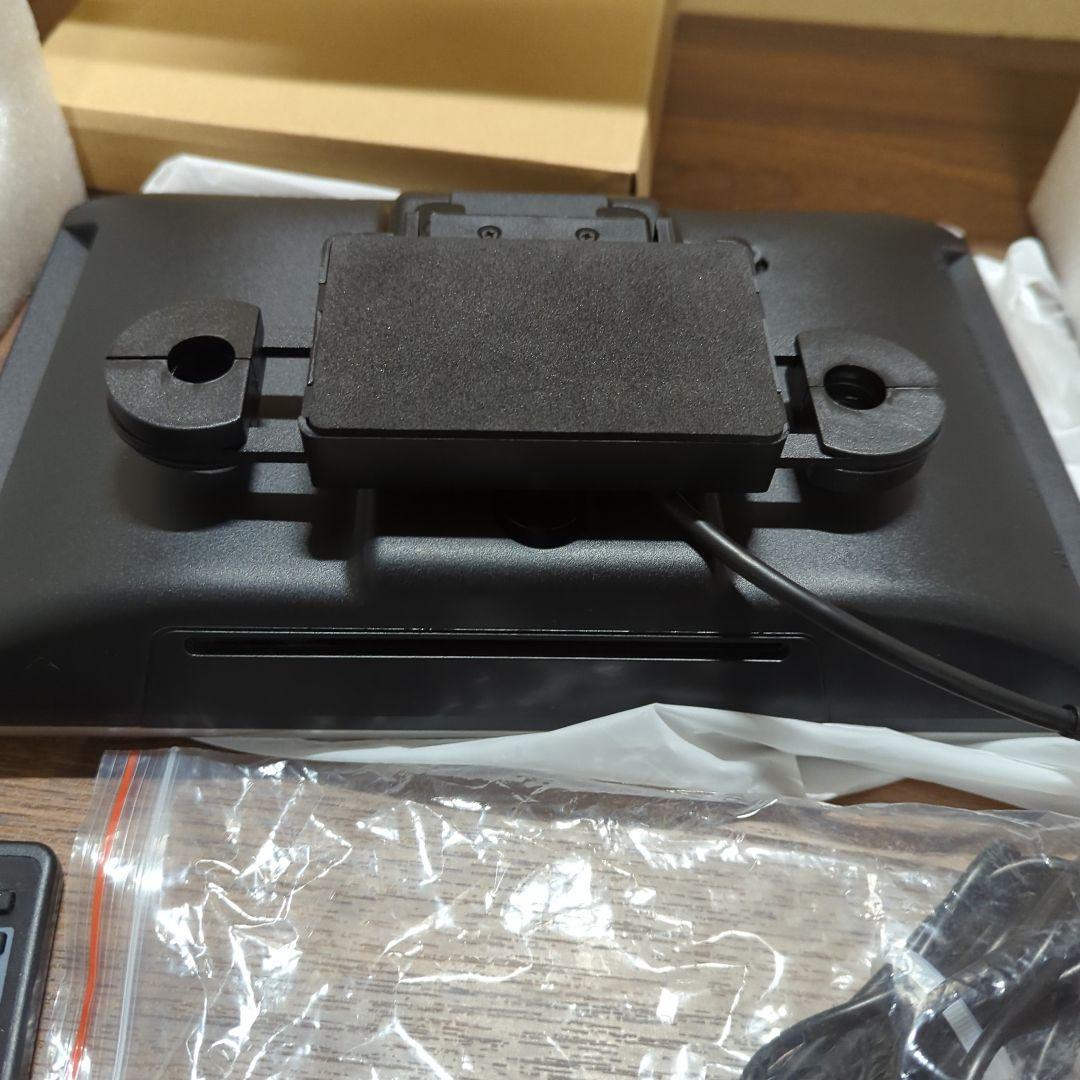 ヘッドレストモニター スロットイン式11.6インチ車載DVDプレーヤー