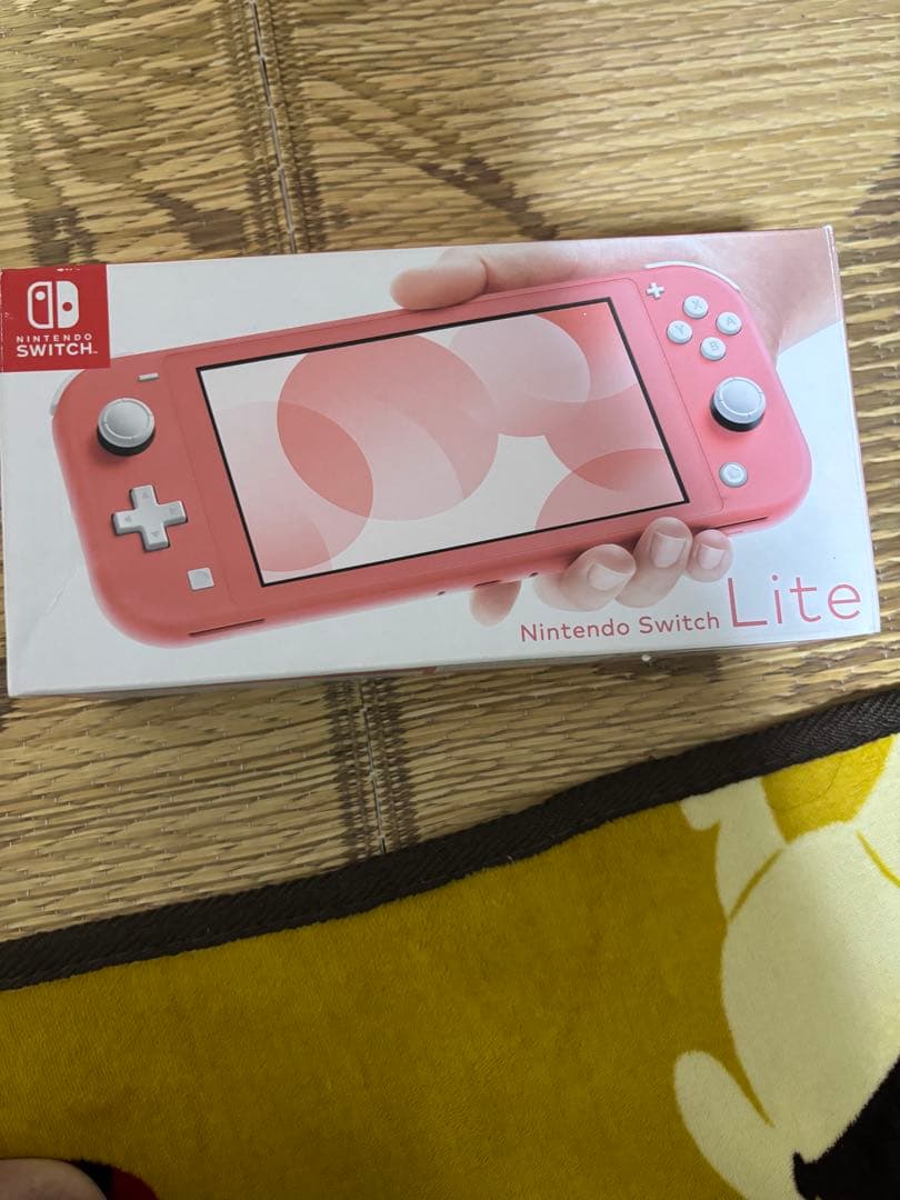 2020年式Nintendo Switch Lite ピンク 本体