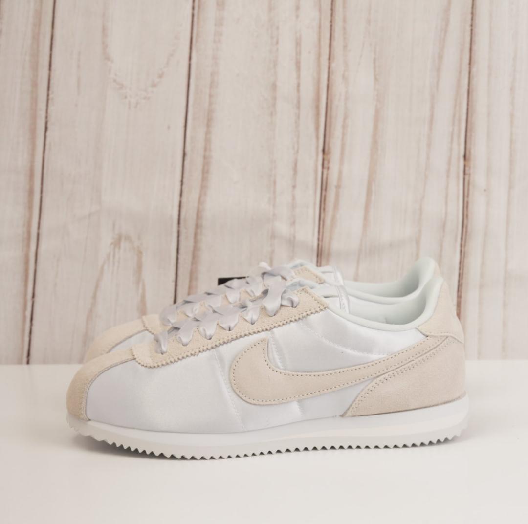 未使用品 NIKE W CORTEZ コルテッツ 25.5cm