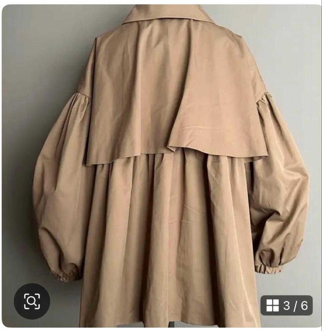 YOIHI フリルギャザーステンカラーコート　ベージュ トレンチ