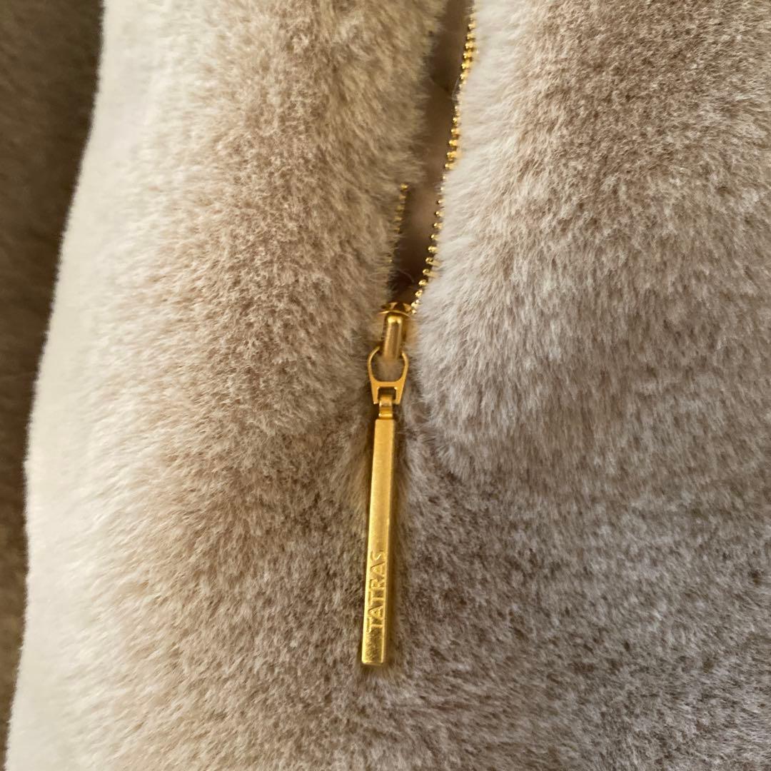 美品TATRAS ライトグレー BARBRA