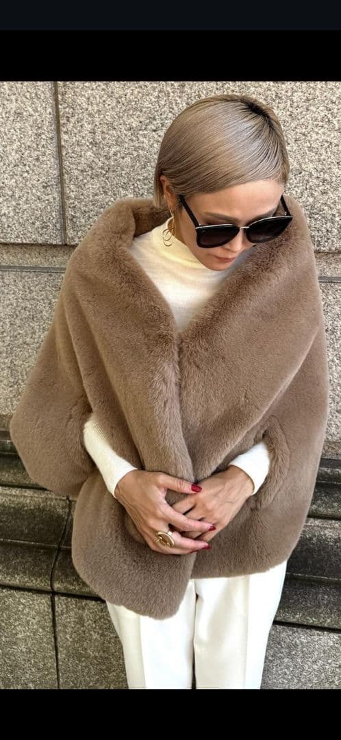 JENNE ベージュ ポンチョ フリーサイズ