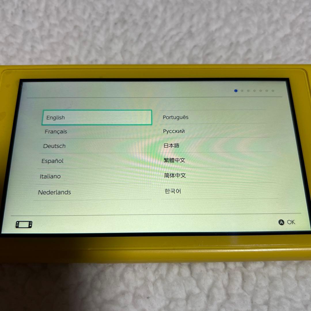 Nintendo SwitchLight イエロー