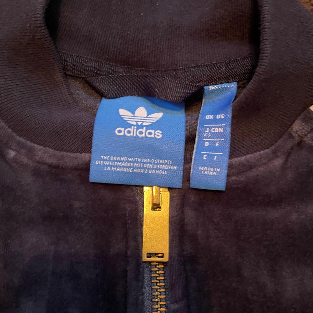 セール常田大希着用 adidasアディダス トラックジャケット ベロア　ジャージ