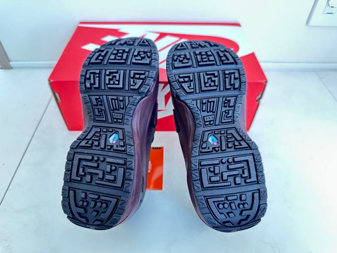 【新品】 NIKE AIRMAX PHENOMENA フェノメナ 24.0cm