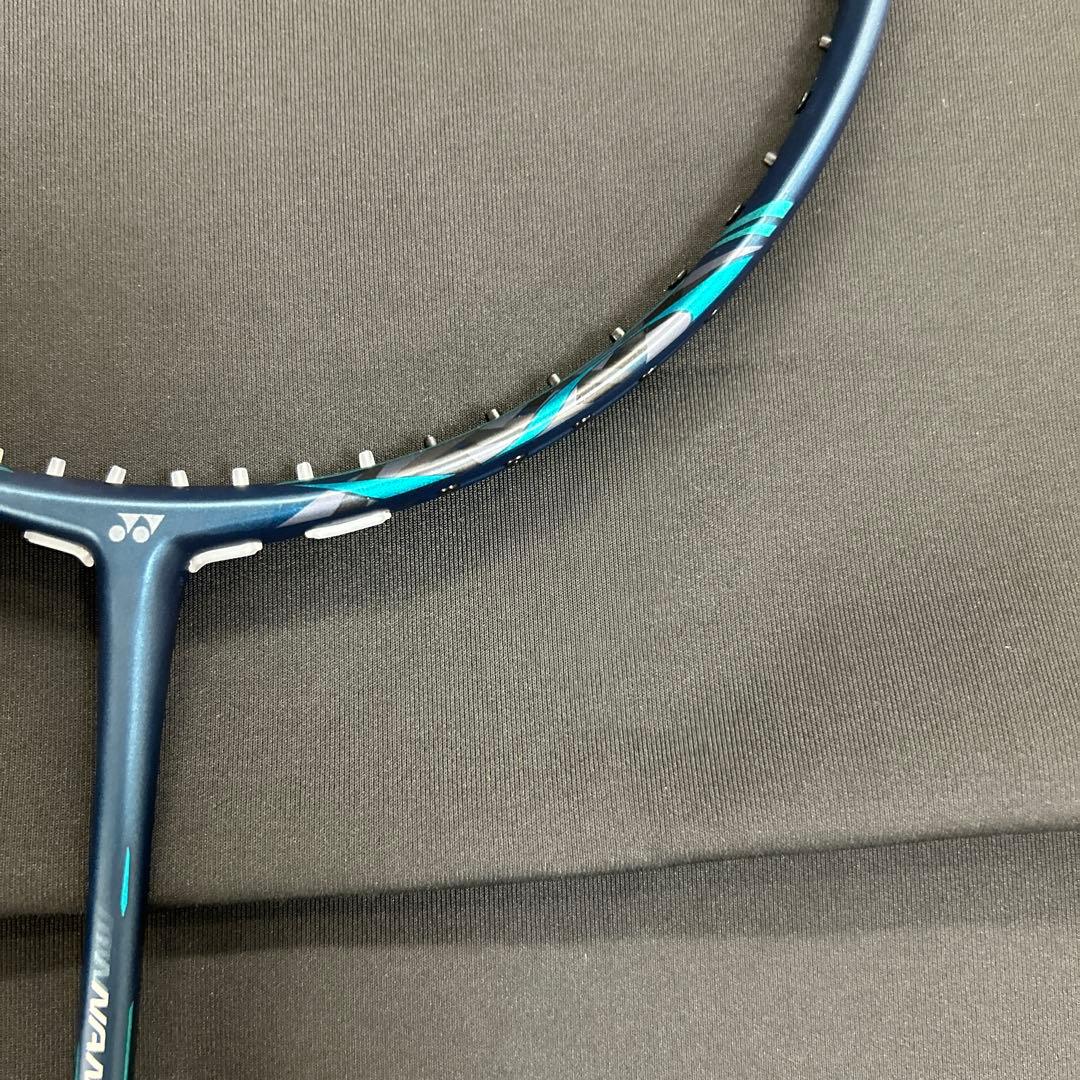 4UG6 ナノフレア800プロ　新品未使用　YONEX　バドミントン　ラケット