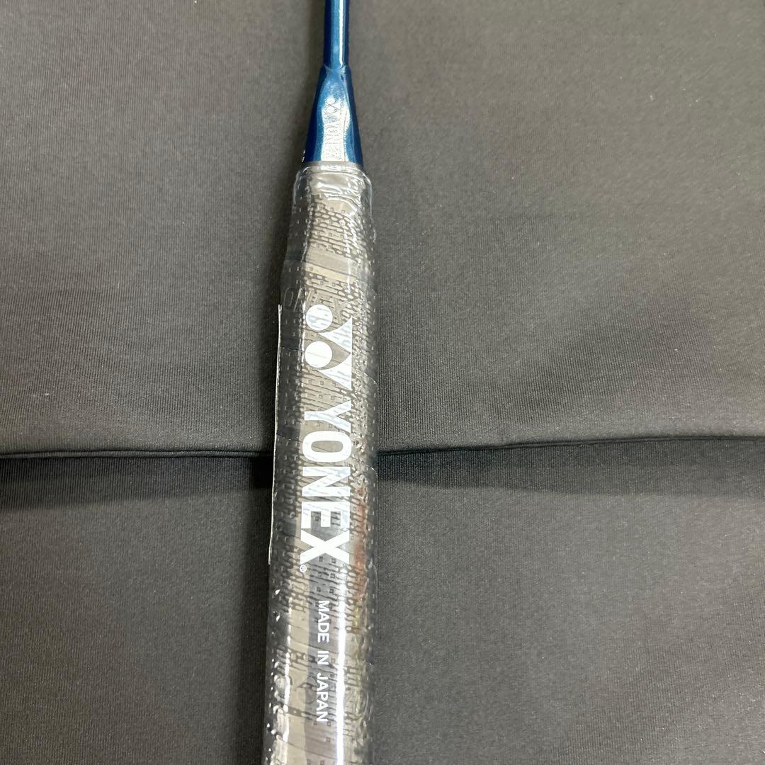 4UG6 ナノフレア800プロ　新品未使用　YONEX　バドミントン　ラケット