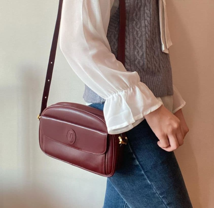 【極美品】 カルティエ マストライン ショルダーバッグ カード 保存袋付き