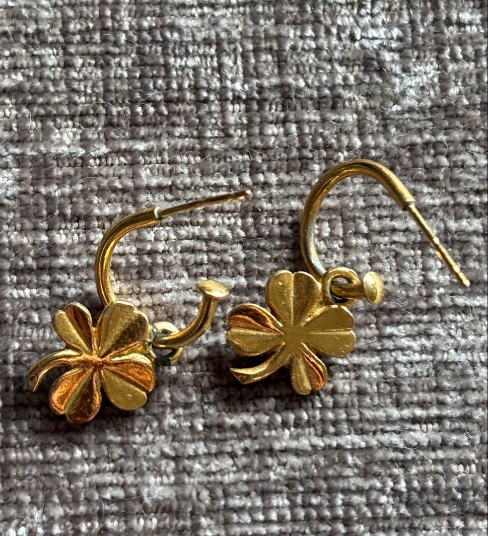 カシス【ラッキーアイテム】CHANEL ヴィンテージシャネル クローバー