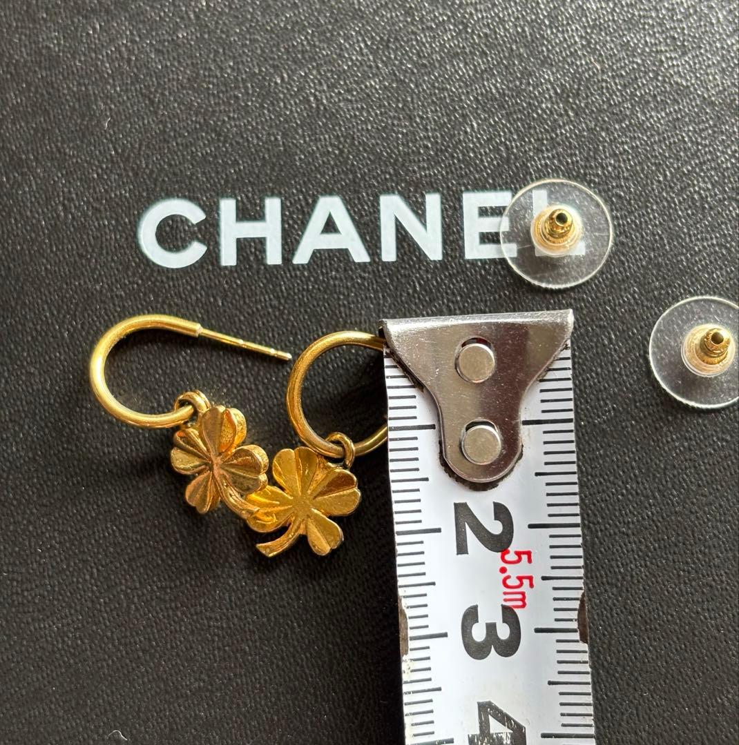 カシス【ラッキーアイテム】CHANEL ヴィンテージシャネル クローバー