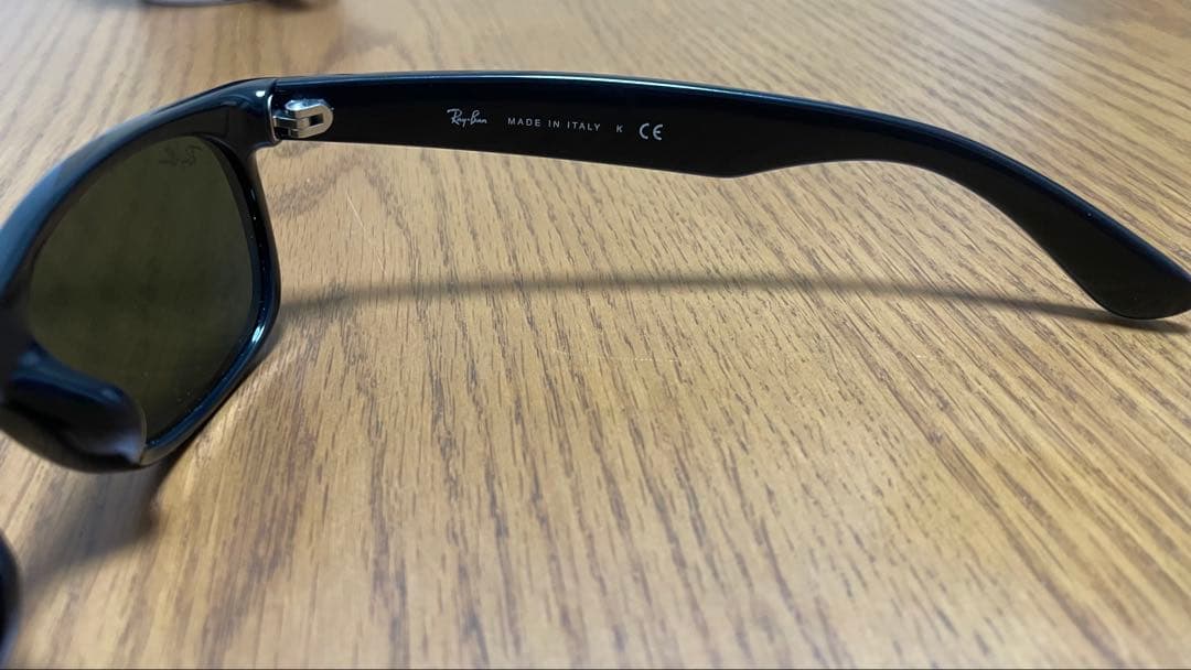 Ray-Ban サングラス ニューウェイファーラー RB2132F 901