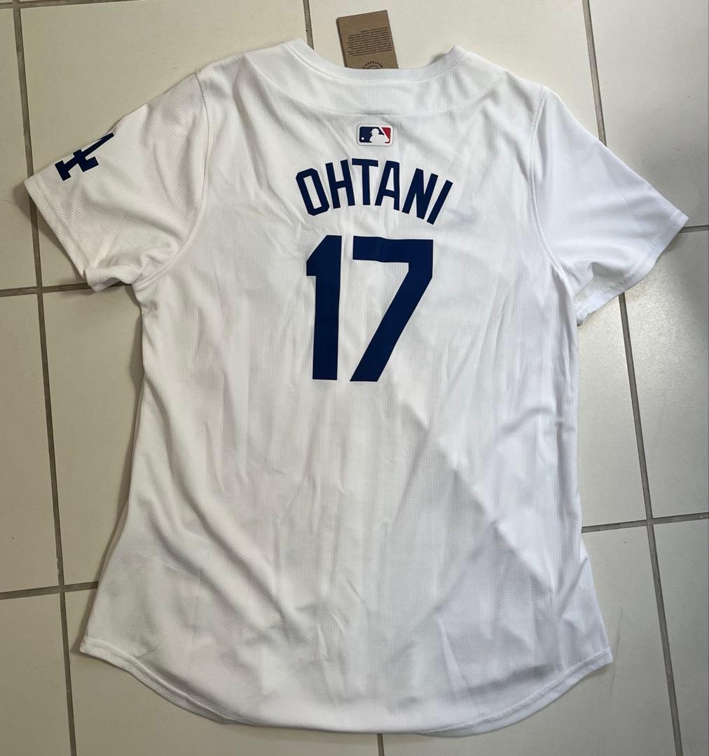 【新品】ドジャーススタジアム購入　公式ユニフォーム　レディースM 大谷翔平