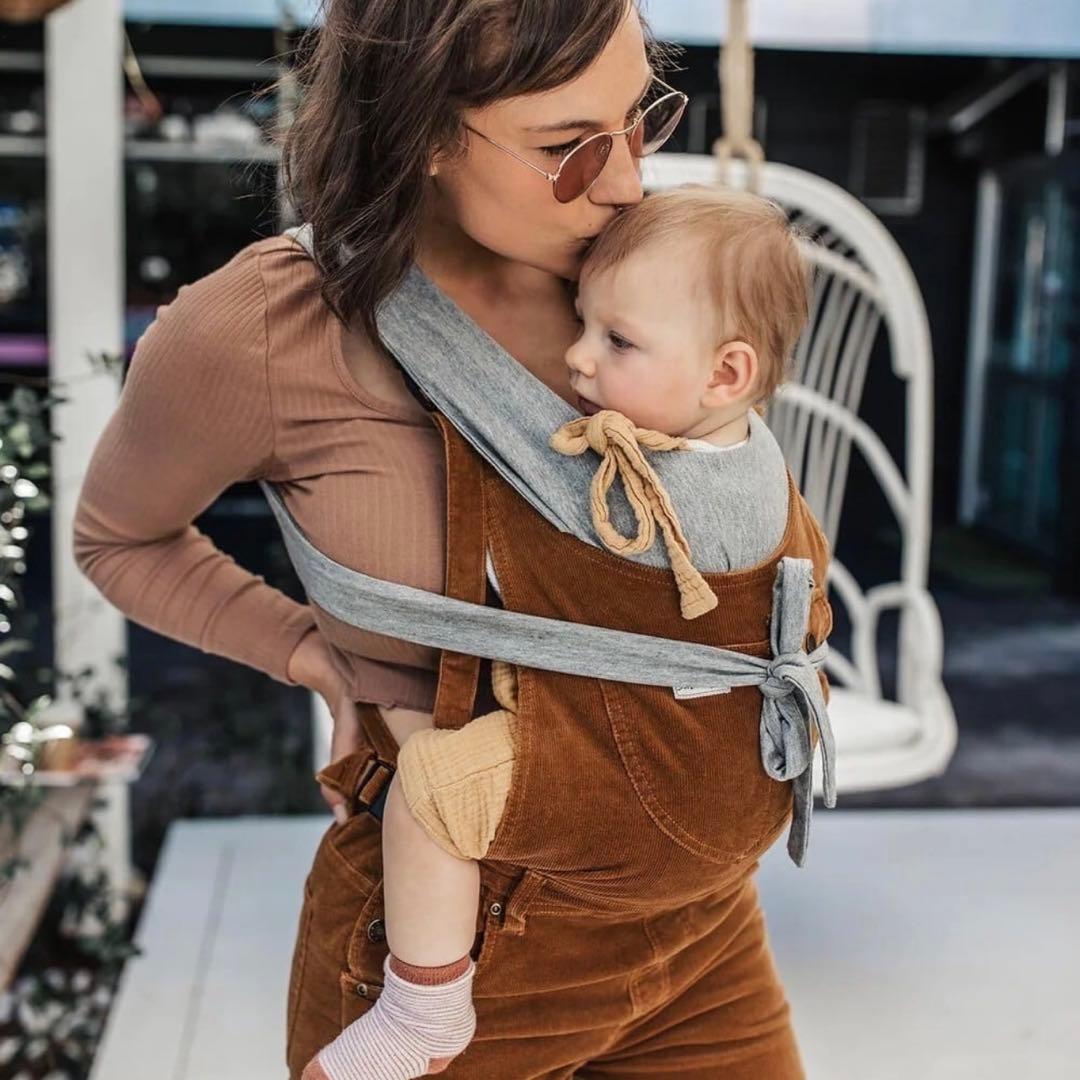 【マムジー】着る抱っこ紐 サロペット