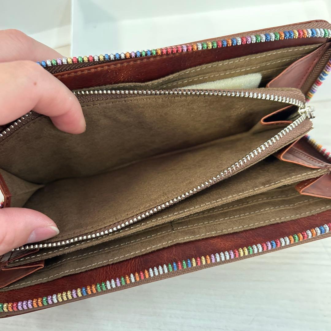 【未使用】スヌーピー 本革　長財布　型押し　ラウンドファスナー　箱入り