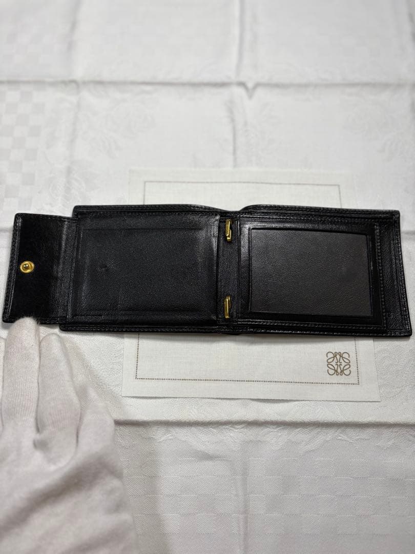 LOEWE 二つ折り財布 ナフキン付き