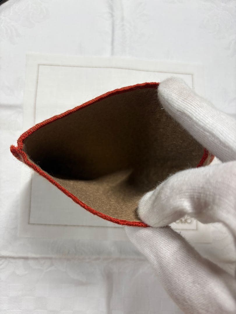 LOEWE 二つ折り財布 ナフキン付き