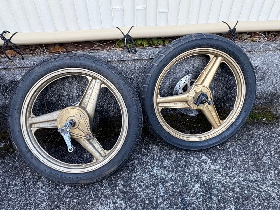 NS50F ns50f前後ホイール タイヤつき