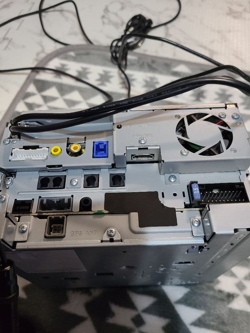 KENWOOD 彩速ナビ MDV-Z702 メモリーナビ カーナビ ケンウッド