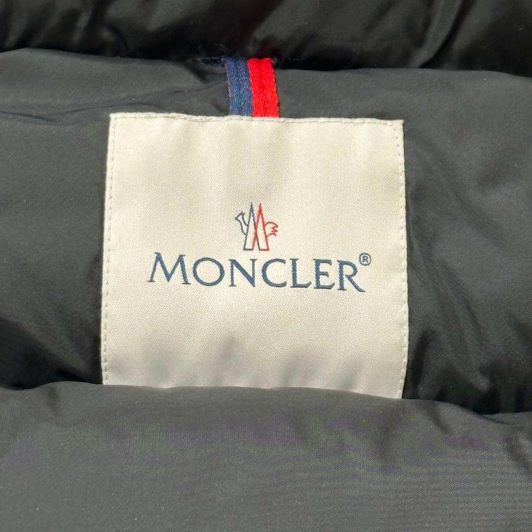 美品 MONCLER ダウンベスト レディース ダウンジャケット