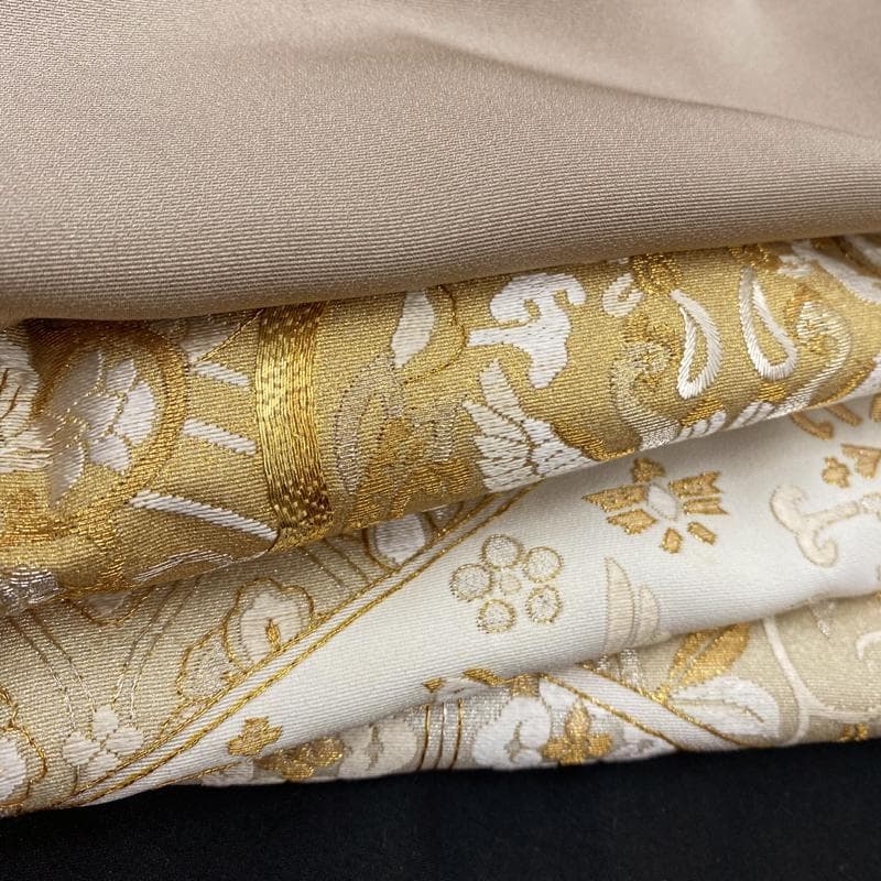 511mo3●色留袖 豪華総刺繍 向かい鳳凰 有職文様 金銀糸 三つ紋 比翼付●