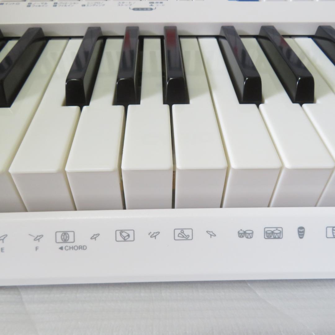 美品　CASIO カシオ 光ナビゲーションキーボード LK-222