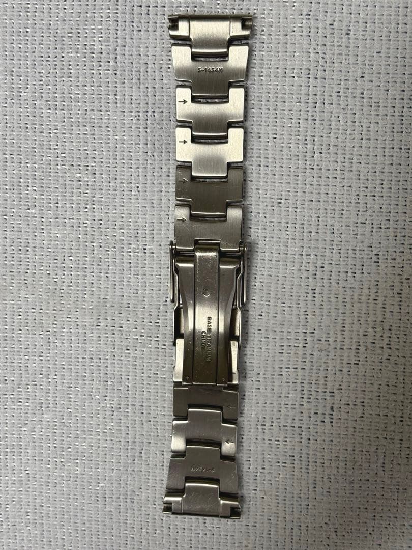 カシオ　プロトレック　チタンベルト