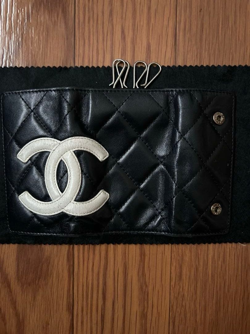 限定セール　CHANEL キーケース ブラック/ピンク