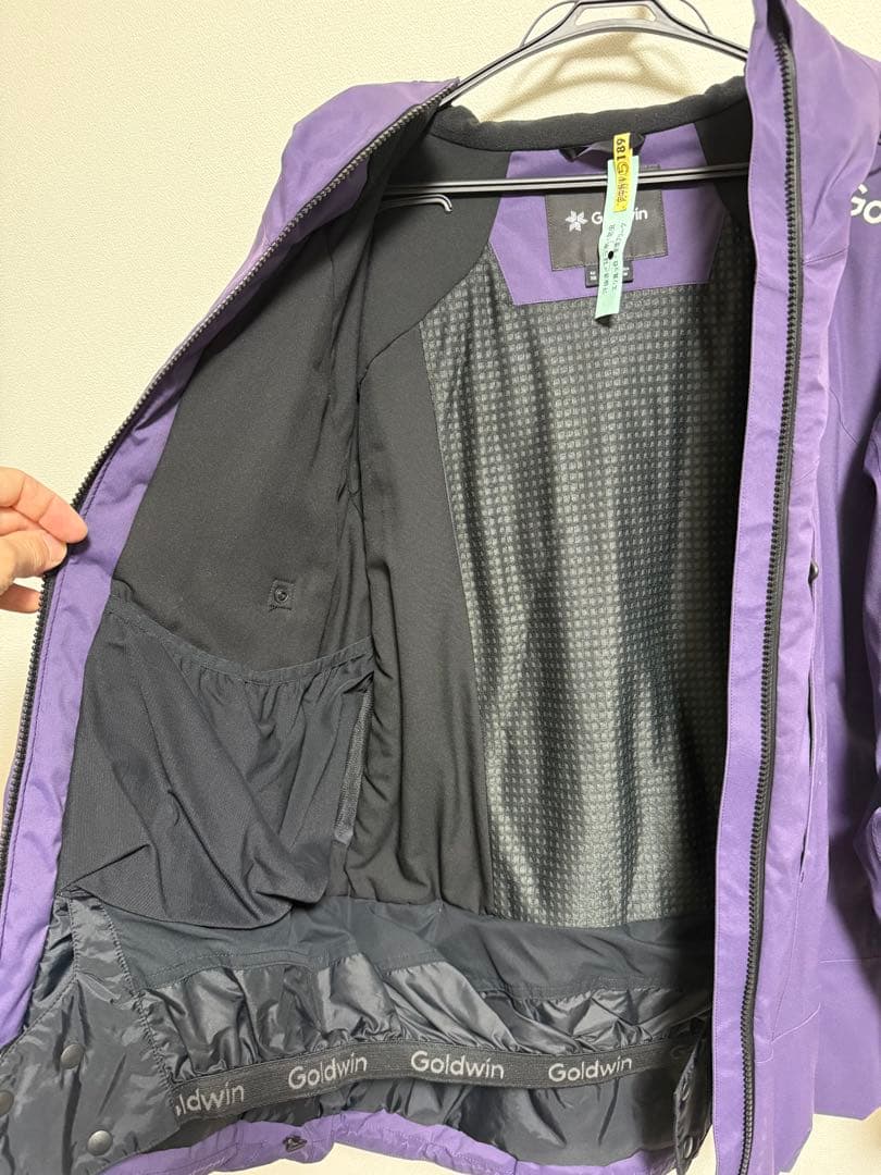 ゴールドウィンメイト　スキーウェア　上下セット‼️Mサイズ　非売品