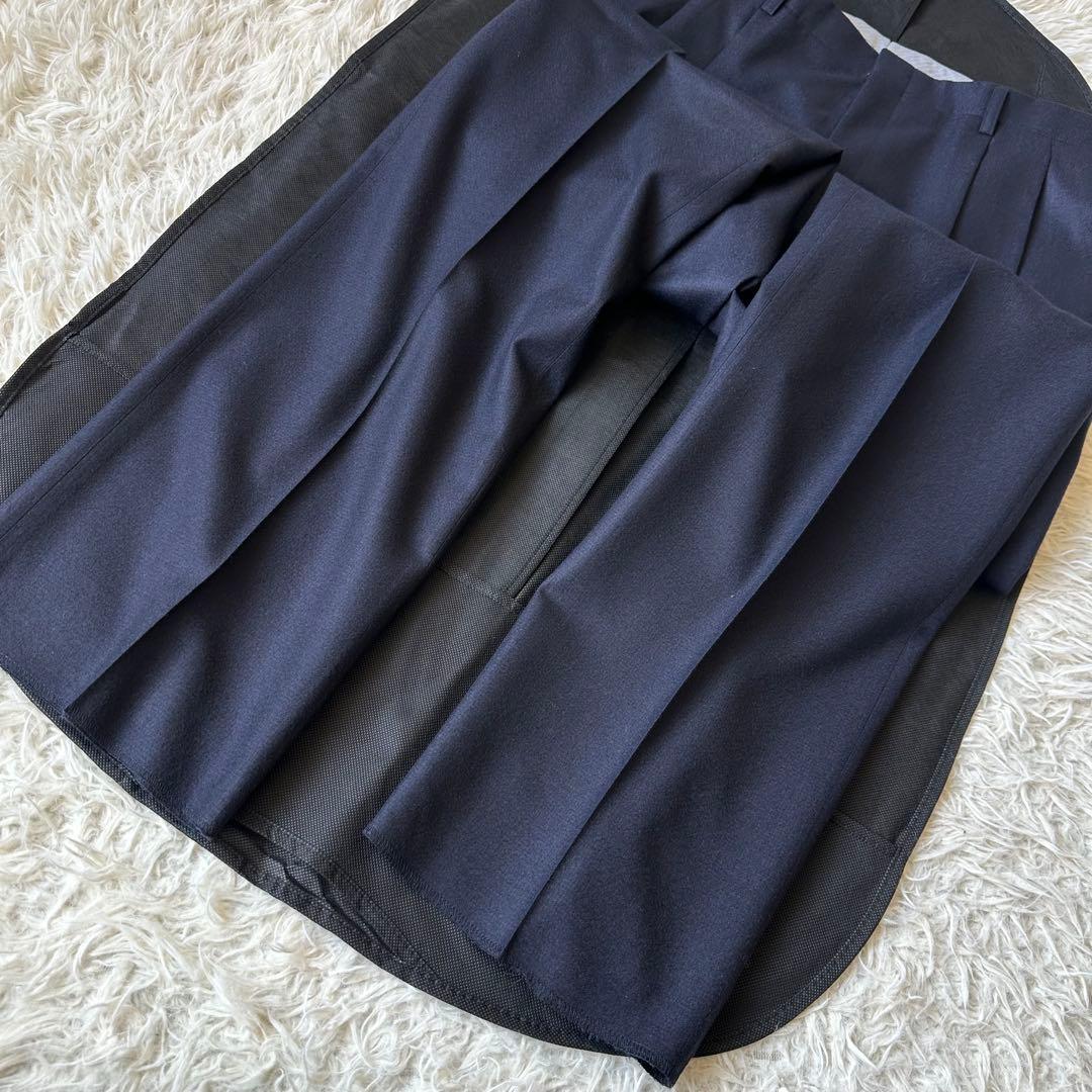 新品未使用　スーツ　ダブルブレスト　日本製生地　ネイビー　BE8　大きいサイズ