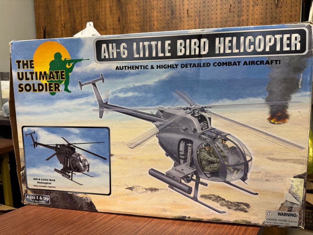 希少！絶版品　21st CENTURY TOYS 1/6 AH-6 リトルバード