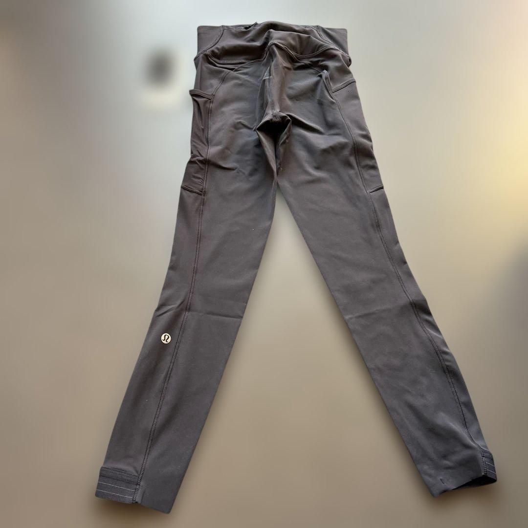 Lululemon ダークグレー レギンス ポケット付き　ヨガウエア