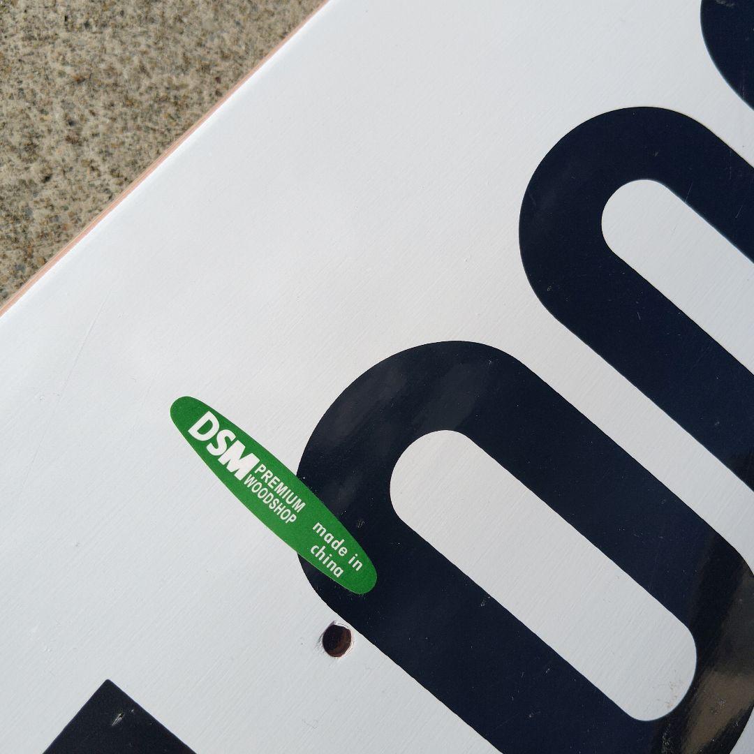 スケートボード Tightbooth 8.125