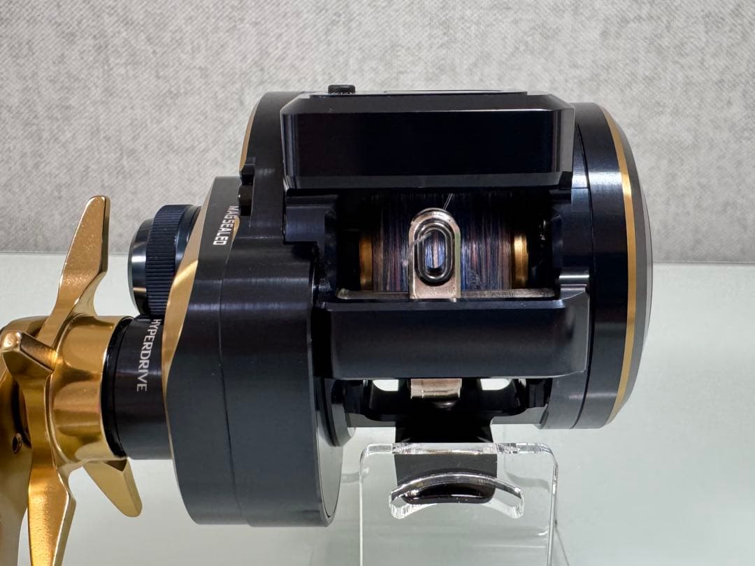 ダイワ ソルティガIC 100 (PEライン付き)