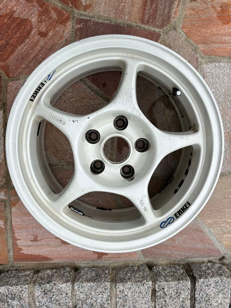P*N様 ENKEI RP01 16インチ 5穴 114.3 7J オフセット＋