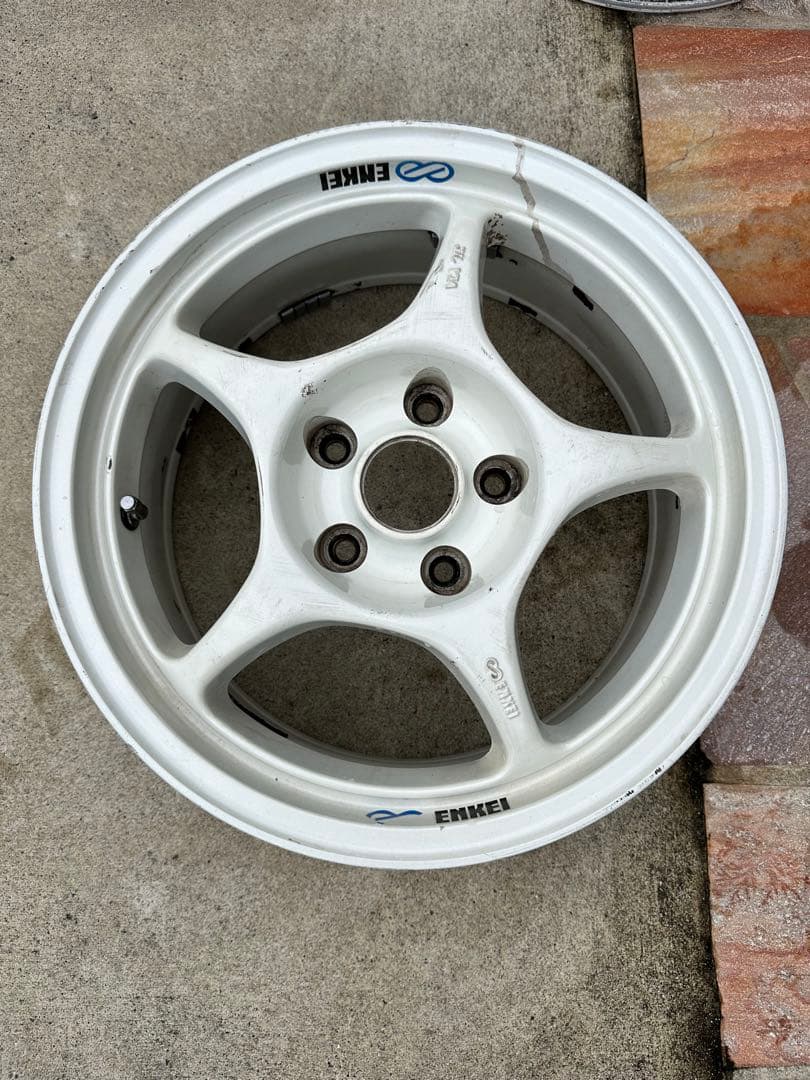 P*N様 ENKEI RP01 16インチ 5穴 114.3 7J オフセット＋