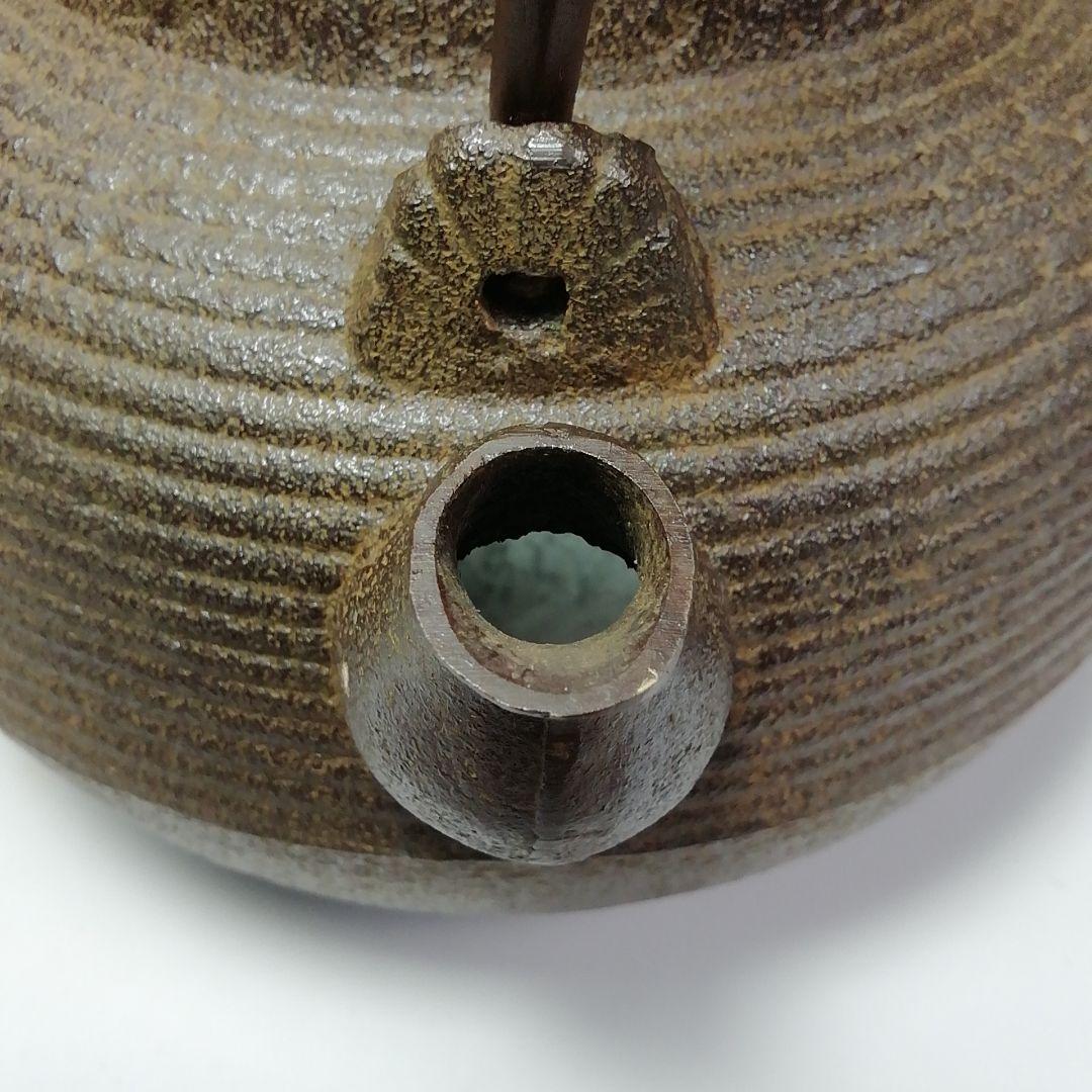 Ｓ６１８　鉄瓶　『糸目鉄瓶』『銅蓋』『釜師　河田松寿作』　共箱　茶道具