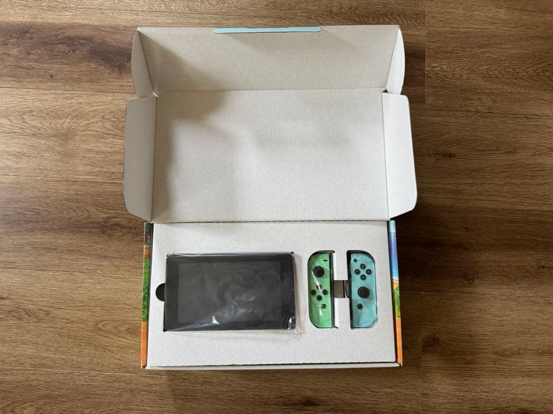 [美品] Nintendo Switch あつまれどうぶつの森仕様