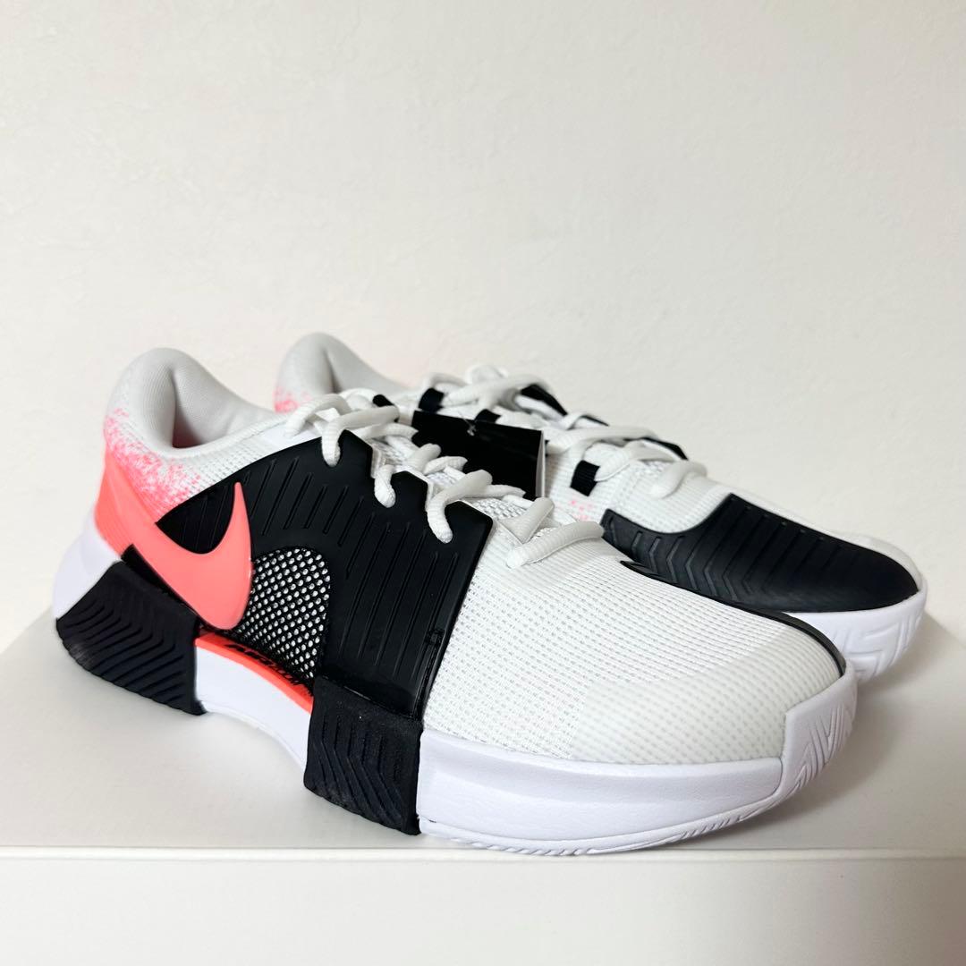 ナイキ 25.5cm ズーム GP チャレンジ 1HC テニス シューズ 靴 白